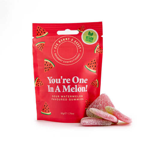 NaniManu Gummis «You’re One In A Melon!» – Beutel mit gezuckerten Wassermelonen-Gummis davor