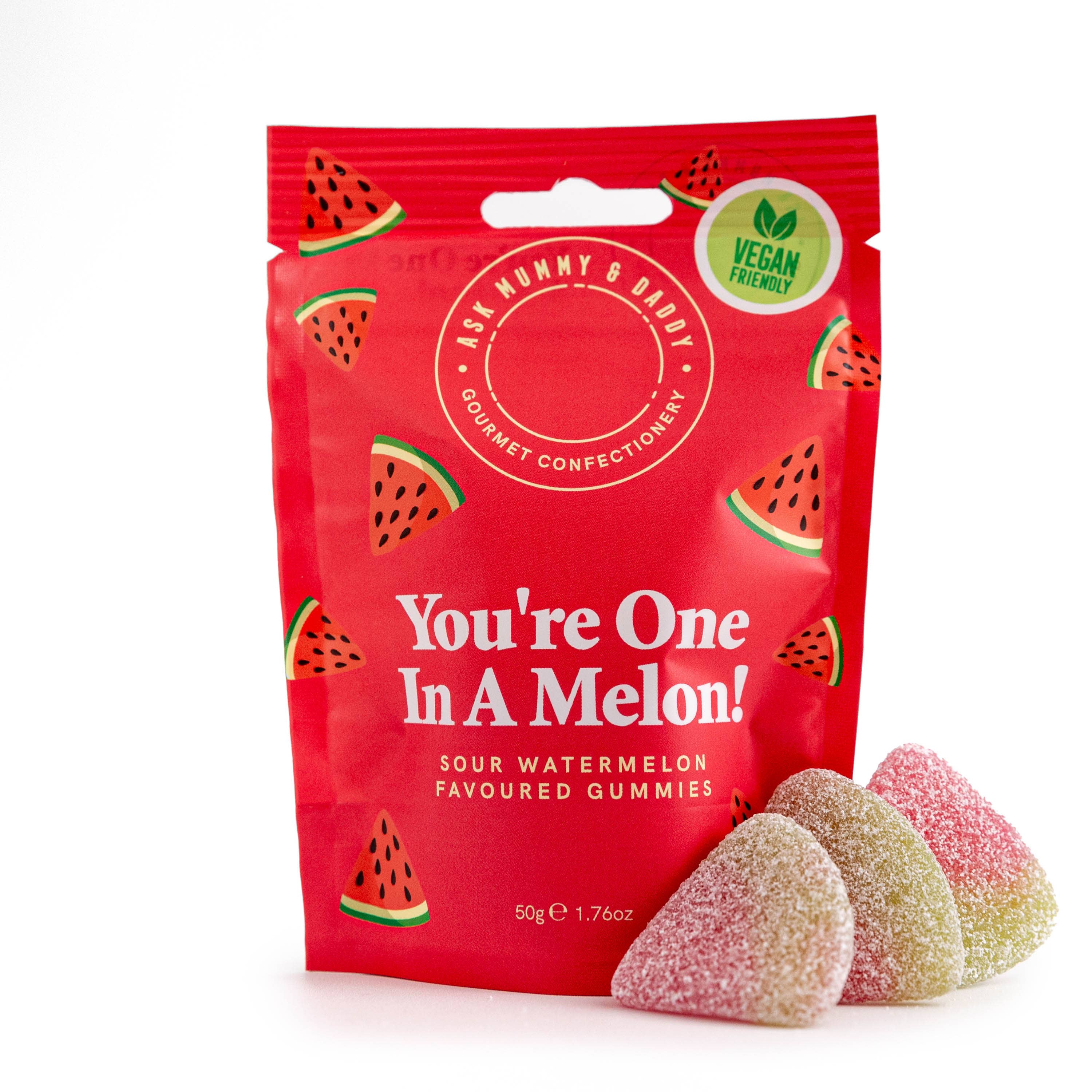 NaniManu Gummis «You’re One In A Melon!» – Vorderseite des roten Beutels mit Melonen-Print und Vegan-Label, 50 g