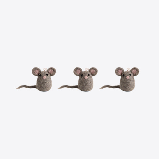 Gry & Sif Mini Mäuse 3er-Set – drei Filzmäuse nebeneinander – Frontalansicht des ganzen Sets
