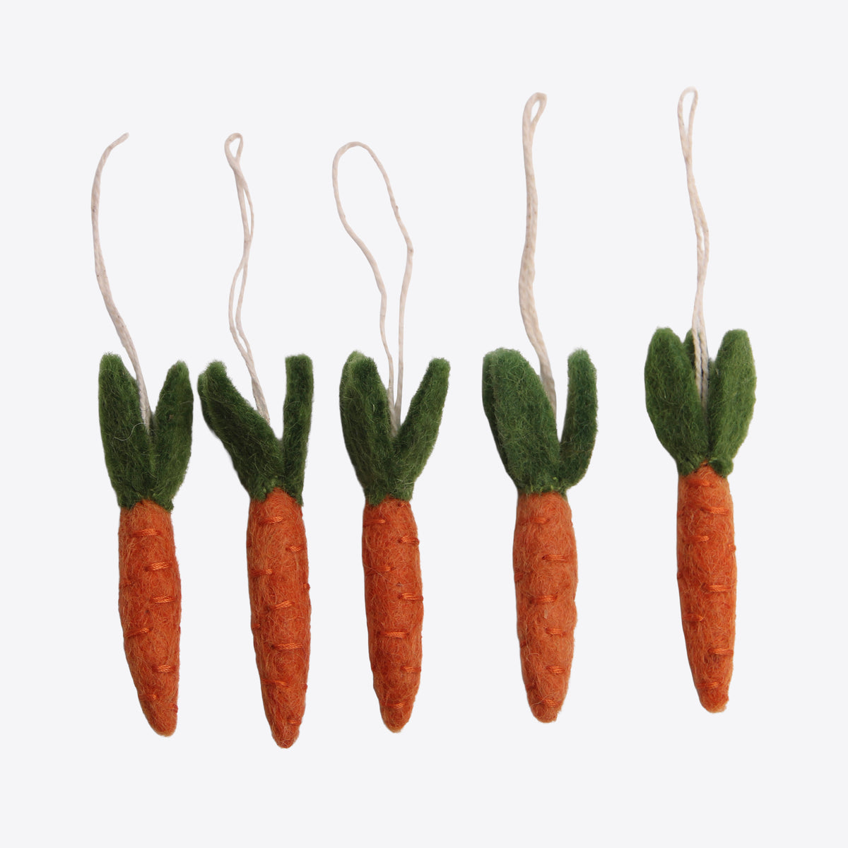 Carrots – Set of 5 – Handmade from felt by Gry &amp; Sif