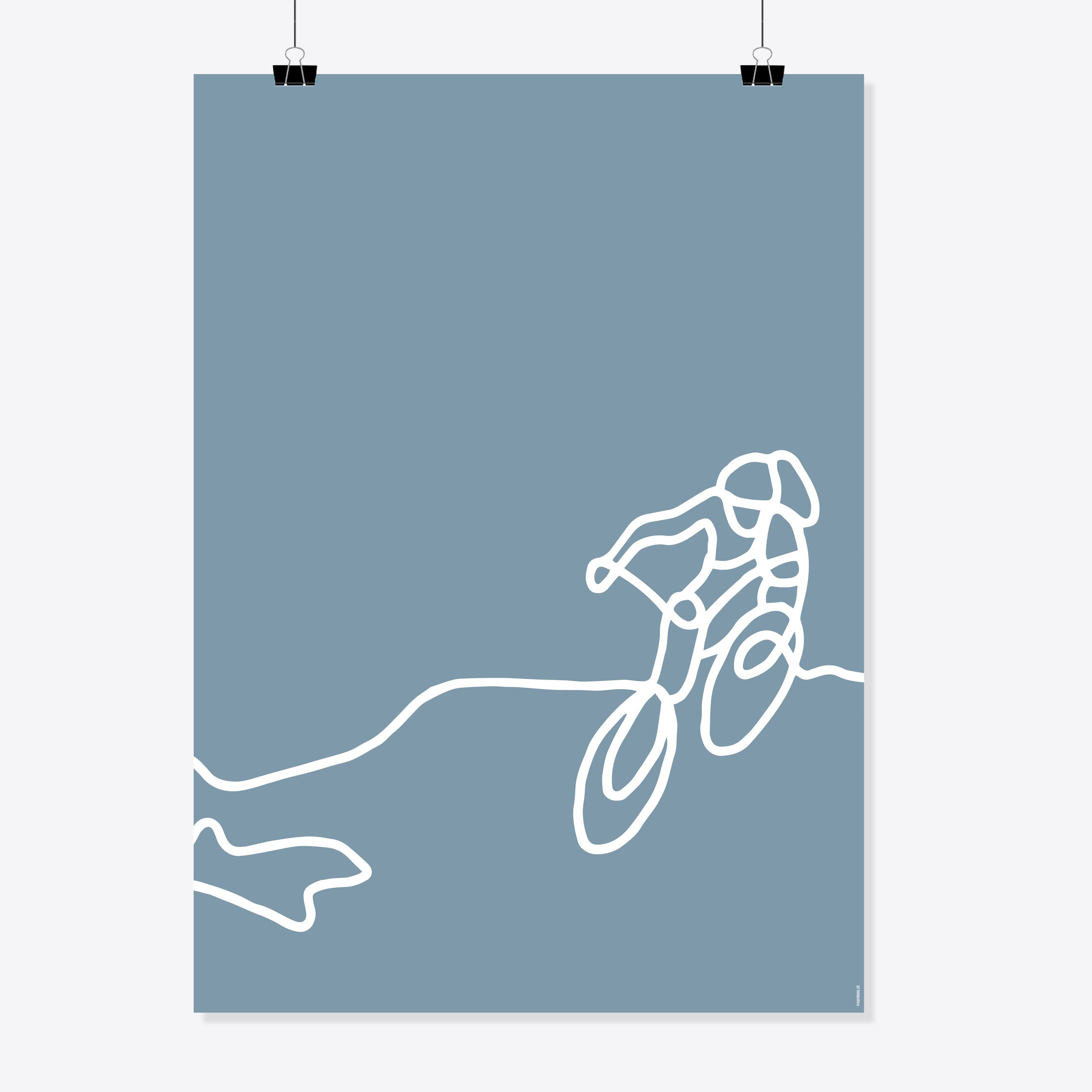 NaniManu Plakat «Biken» – weisse Ein-Linien-Zeichnung eines Mountainbikers auf taubenblauem Grund