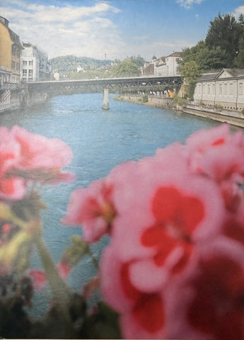 2021 – Schiefe Brücke – Baden – Hochformat – Postkarte – Nicolas Petit
